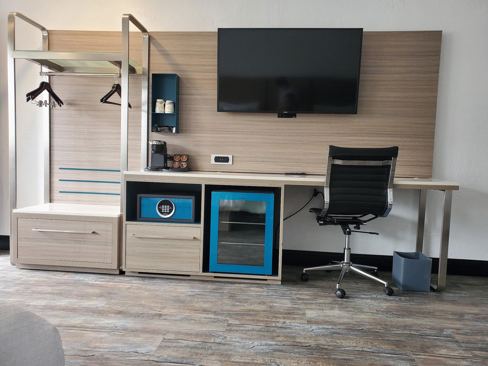 פורט וויינימי Casa Via Mar Inn, Ascend Hotel Collection מראה חיצוני תמונה