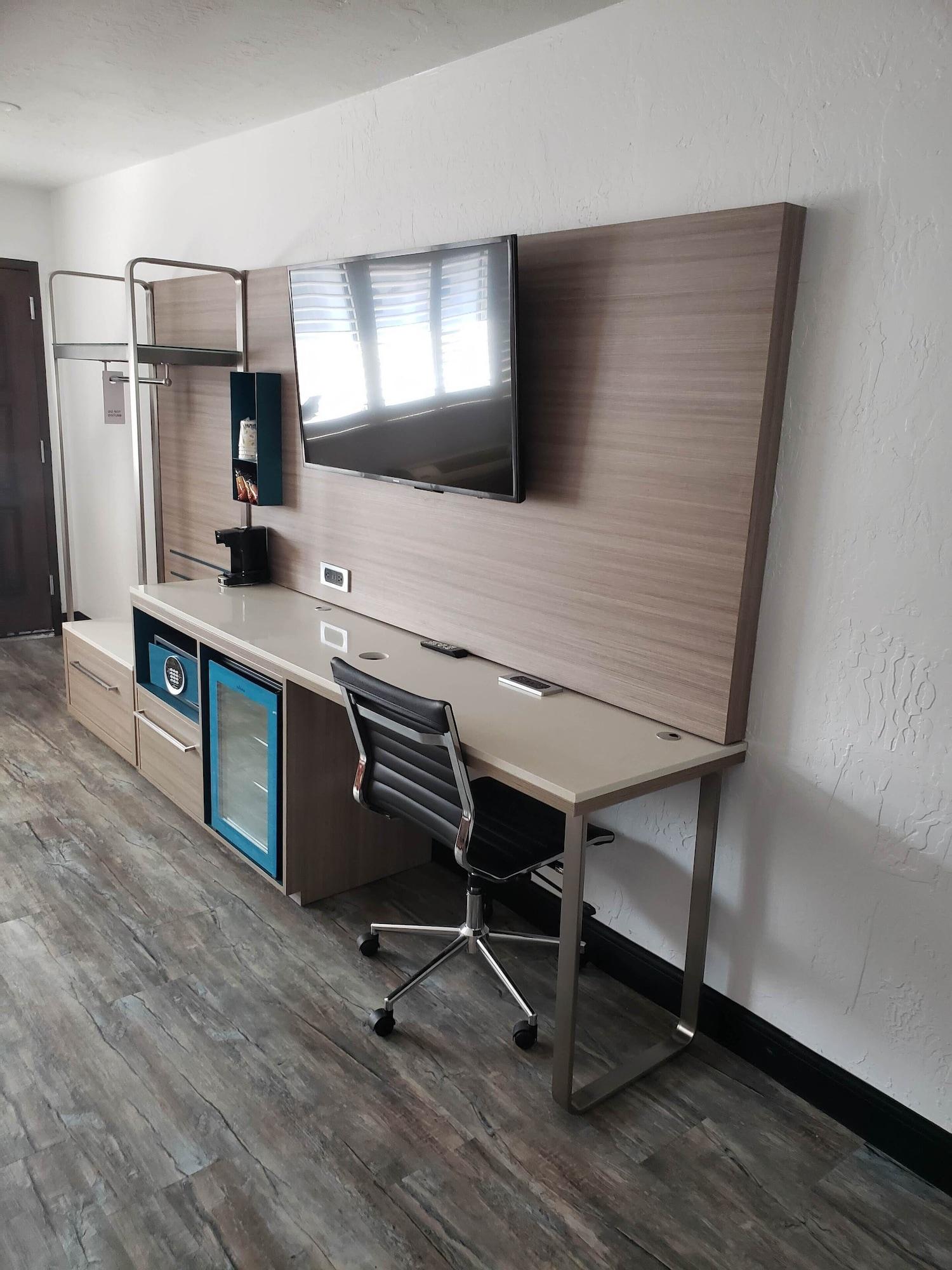 פורט וויינימי Casa Via Mar Inn, Ascend Hotel Collection מראה חיצוני תמונה
