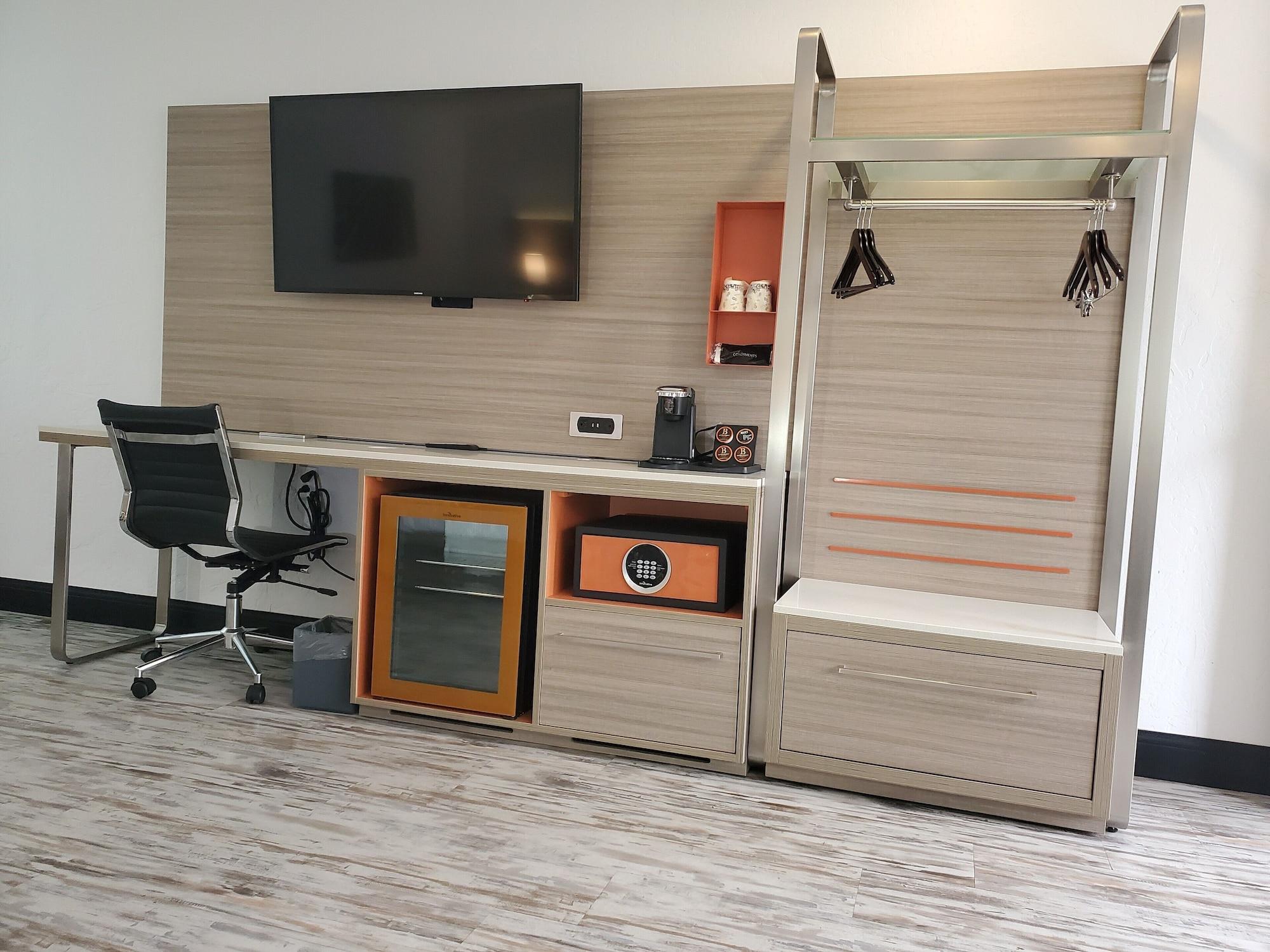 פורט וויינימי Casa Via Mar Inn, Ascend Hotel Collection מראה חיצוני תמונה