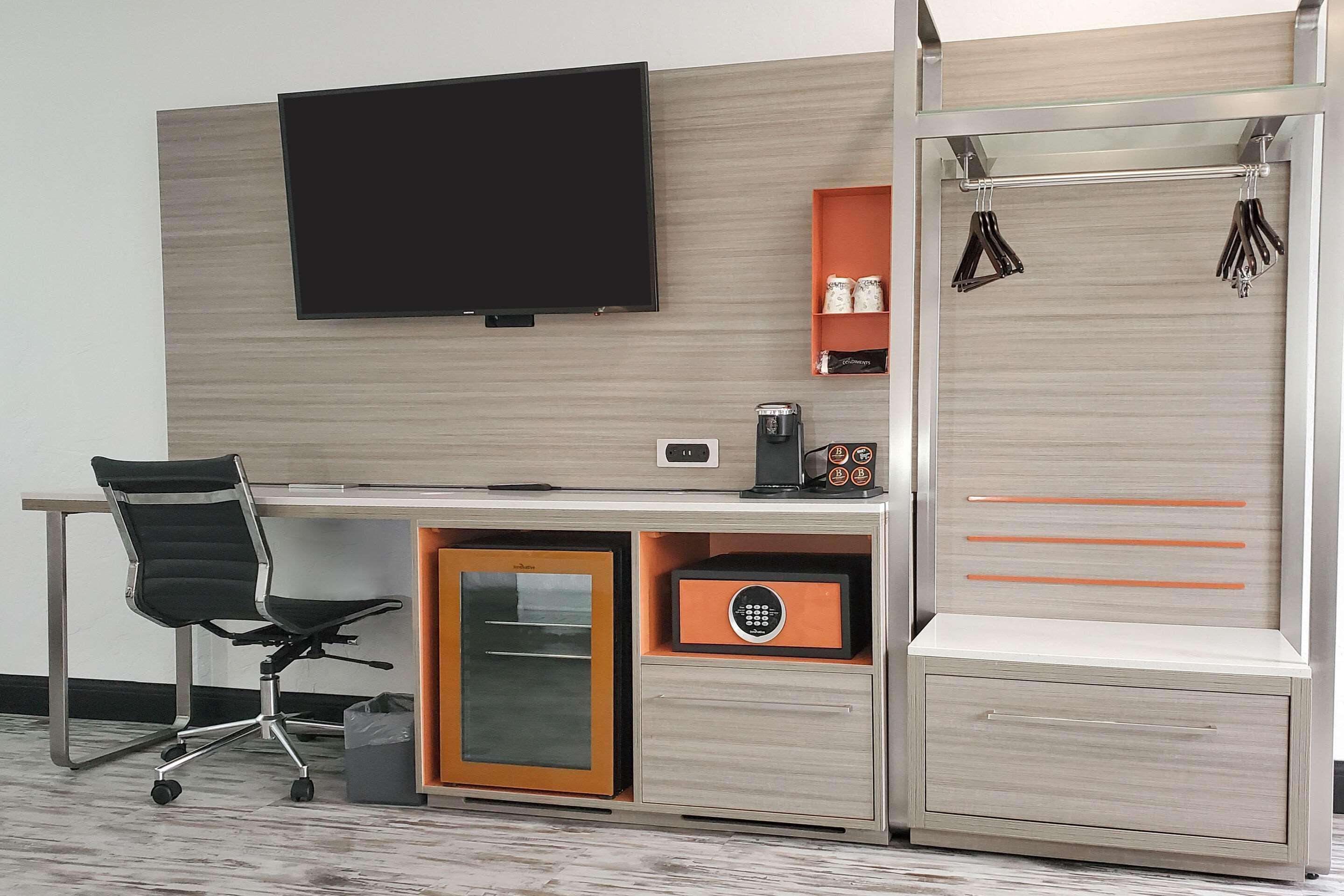 פורט וויינימי Casa Via Mar Inn, Ascend Hotel Collection מראה חיצוני תמונה