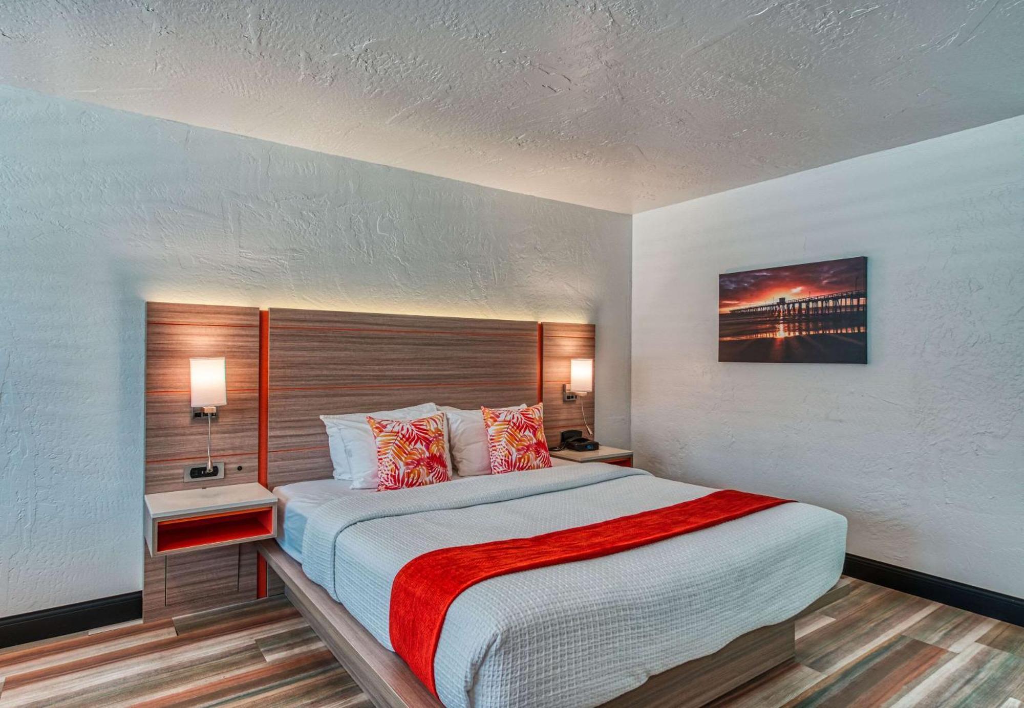 פורט וויינימי Casa Via Mar Inn, Ascend Hotel Collection מראה חיצוני תמונה