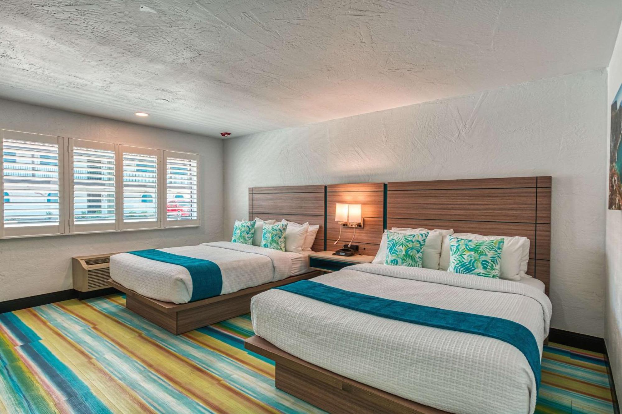 פורט וויינימי Casa Via Mar Inn, Ascend Hotel Collection מראה חיצוני תמונה