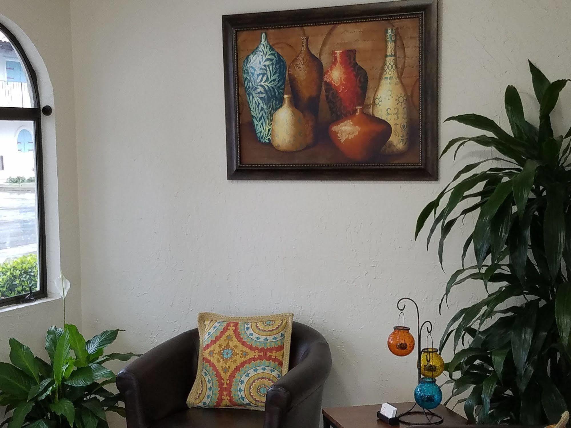 פורט וויינימי Casa Via Mar Inn, Ascend Hotel Collection מראה חיצוני תמונה
